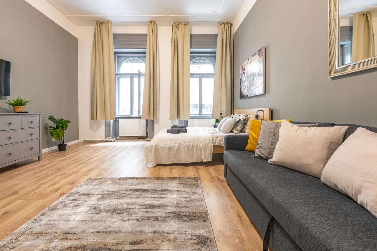 Deluxe Kazincy Apartment In The Heart Of 布达佩斯 外观 照片