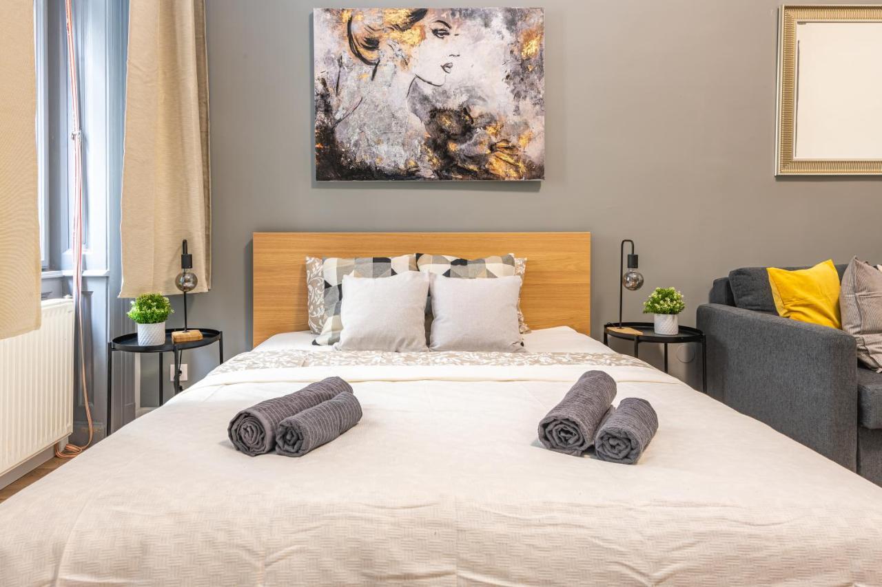 Deluxe Kazincy Apartment In The Heart Of 布达佩斯 外观 照片