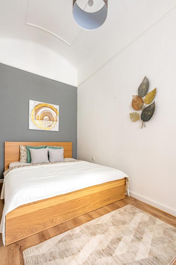 Deluxe Kazincy Apartment In The Heart Of 布达佩斯 外观 照片