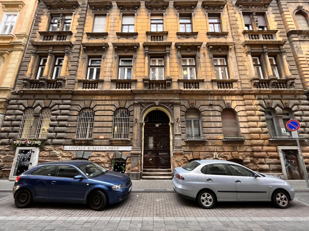 Deluxe Kazincy Apartment In The Heart Of 布达佩斯 外观 照片